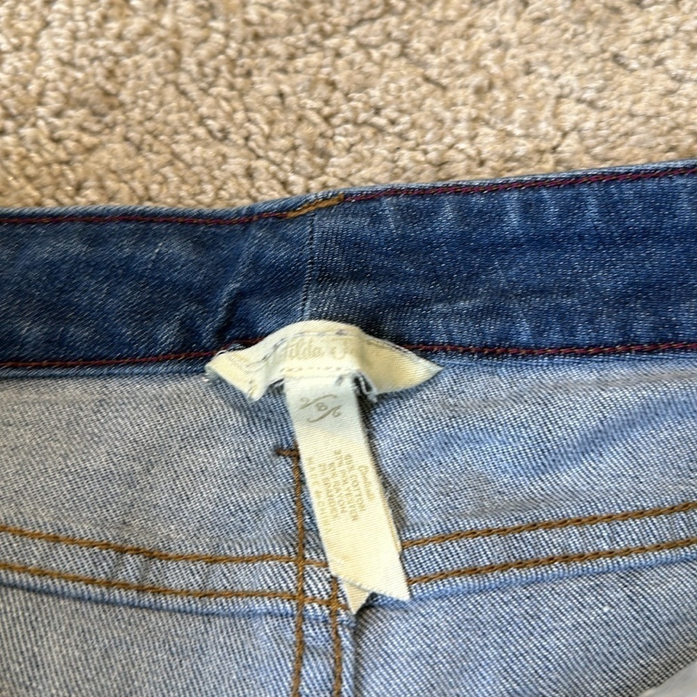 Matilda Jane Women's Jeans Sz 8 With Hummingbird Embroidery Stretch mid rise - Picture 6 of 6